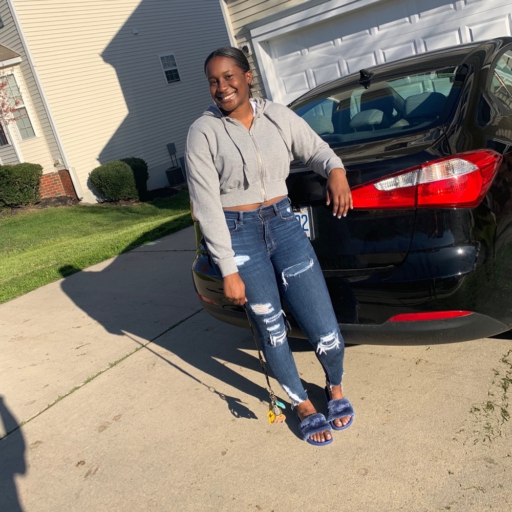 Meet your Posher, Janay